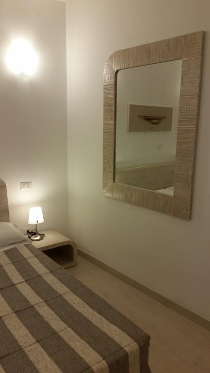 La Casa Di Pier Hotel Olbia Buitenkant foto